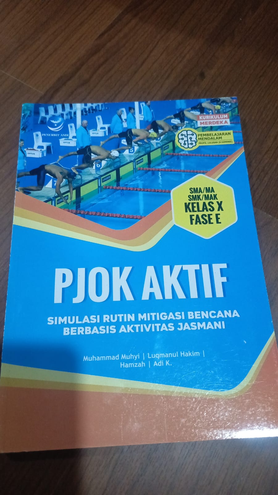Buku