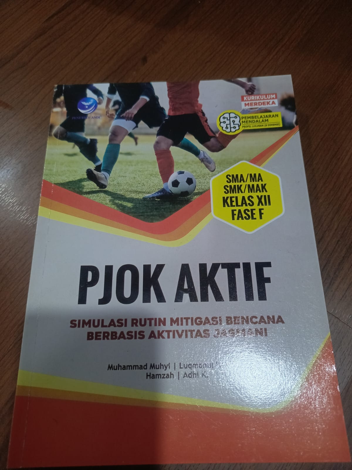 Buku